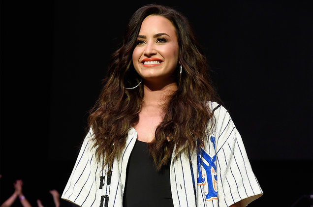 Demi Lovato Will Provide Free Group Therapy On Her Upcoming Tour
